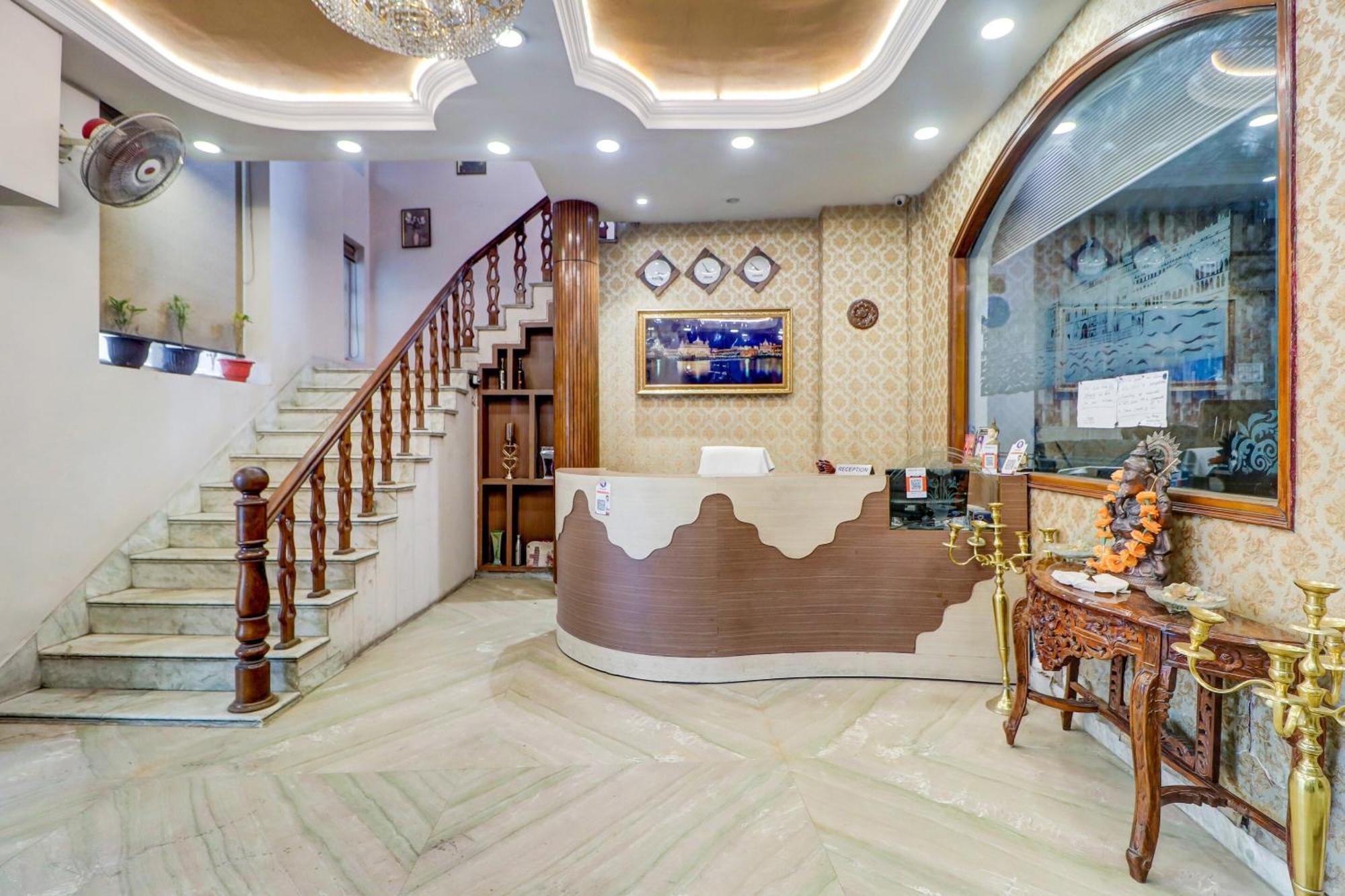 Hotel Capital O Divine Amritsar Exterior foto